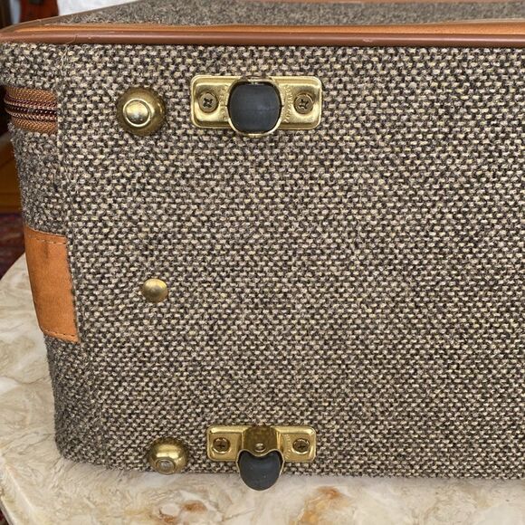Vintage Hartmann Luggage Leather & Tweed Rolling Suitcase - Picture 11 of 16